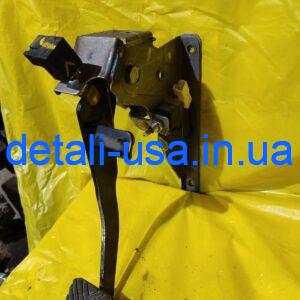 Педаль сцепления Hyundai/Kia Ріо 328021R100