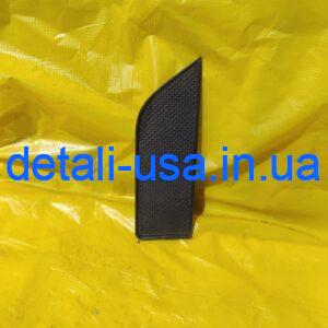 Накладка в ручке двери левая Hyundai/Kia 827144Y000