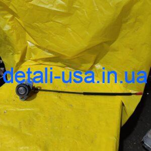 Личинка багажника VAG POLO 6RU827573