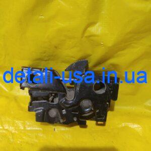 Замок капота VAG POLO 5U0823509D