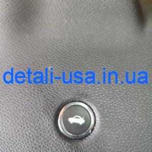 Кнопка открытия багажника Dodge Dart 68141864AA