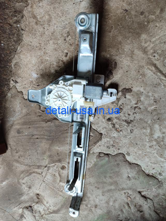 Стеклоподъемник задний правый + мотор Jeep Patriot 05291804AA Стеклоподъемник задний правый + мотор Jeep Patriot 05291804AA