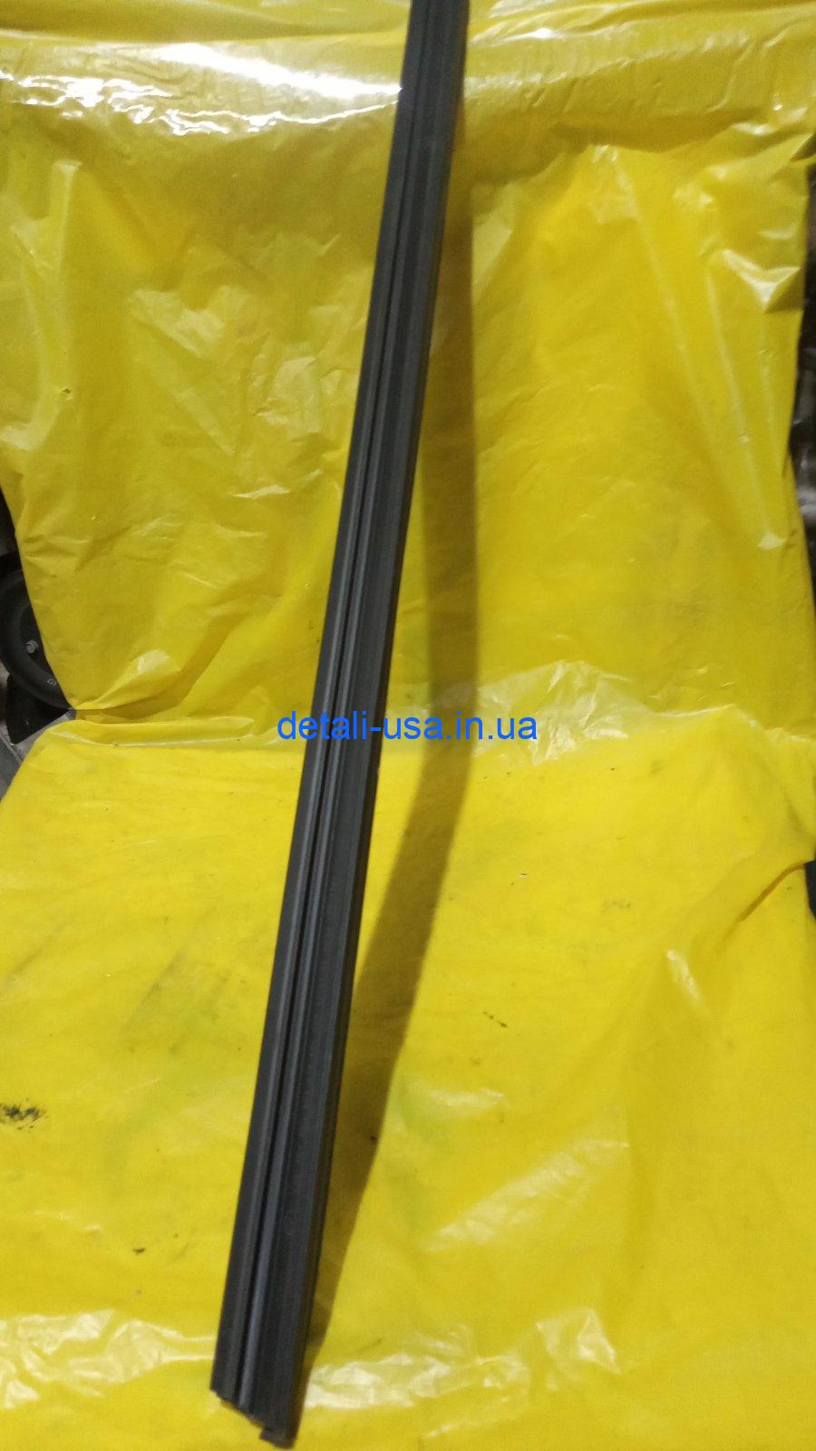 Ущільнювач задні двері VOLKSWAGEN POLO 6RU839479 Ущільнювач задні двері VOLKSWAGEN POLO 6RU839479