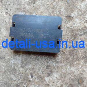 Заглушка накладка кришка двигуна зчеплення Jeep Compass 04884904AB