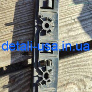 Крепление переднего бампера правое Dodge Dart 68081412AB
