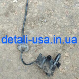 Привід замка лючка бака VOLKSWAGEN POLO 6R0810773