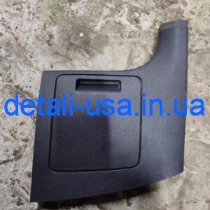 Обшивка стойки правая VOLKSWAGEN POLO 6r1863382