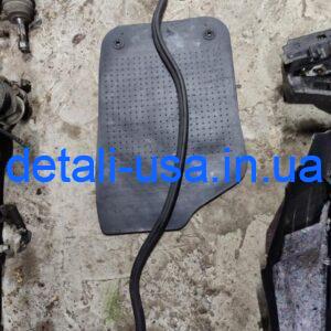 Уплотнитель капота VOLKSWAGEN POLO 6r0823723c