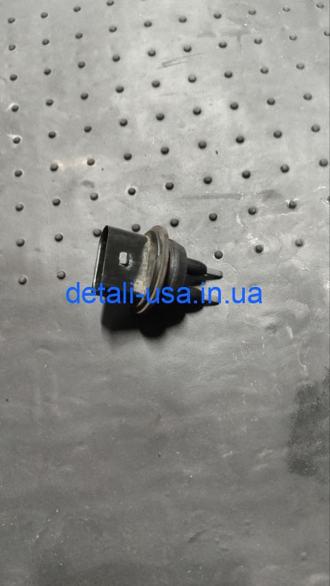 Датчик уровня омывающей жидкости VOLKSWAGEN POLO 7M0919376 Датчик уровня омывающей жидкости VOLKSWAGEN POLO 7M0919376