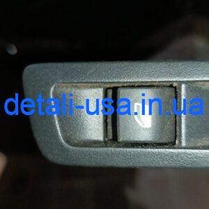 Кнопка стеклоподъёмника Peugeot 301 2018 96766662zd