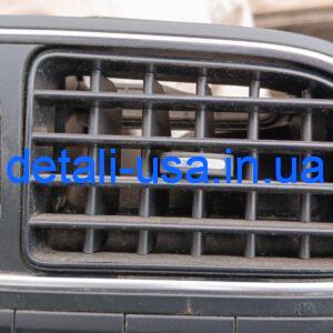 Дефлектор воздуха центральная правая VOLKSWAGEN POLO 6rf 819728