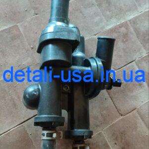 Корпус термостата Jeep Patriot 04884568AC