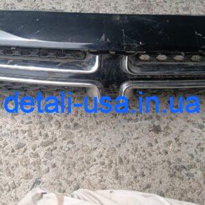 Решетка радиатора верхняя с дефектом Dodge Dart 68081408ac