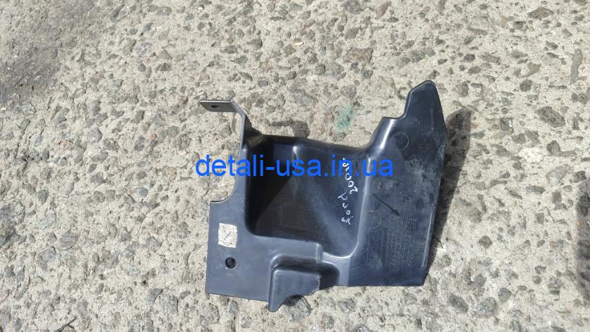 Дефлектор радиатора левый FORD D2BB8122BB Дефлектор радиатора левый FORD D2BB8122BB