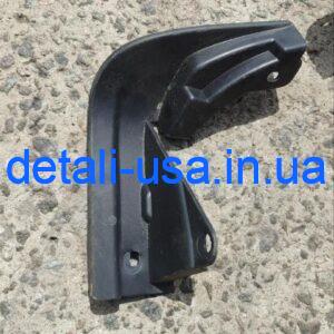 Брызговик колеса правый FORD D2BB8102AA